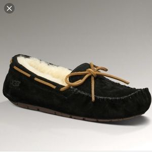 UGG Dakota moccasins